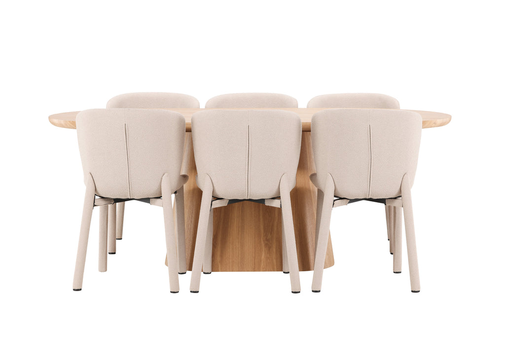 Stjärnö oval matgrupp med naturfärgat bord och 6 beige Astoria-stolar