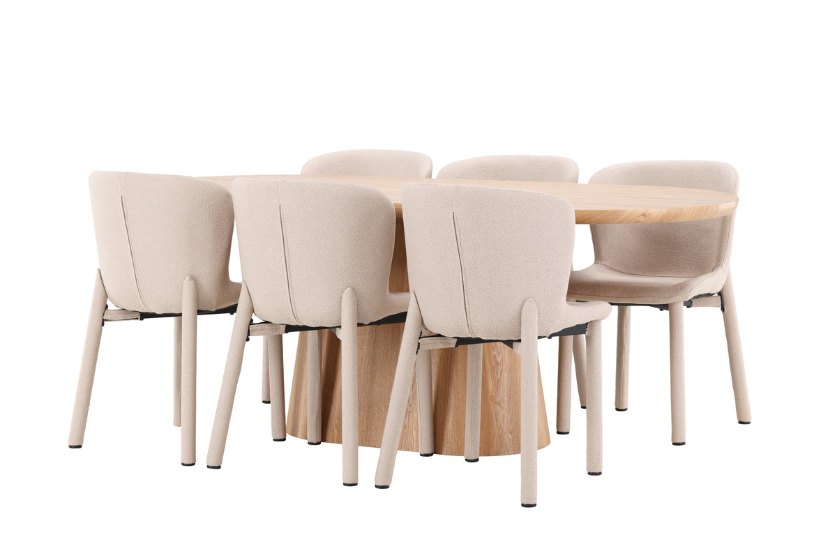 Stjärnö oval matgrupp med naturfärgat bord och 6 beige Astoria-stolar