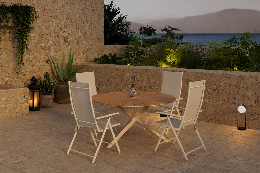 Mexico matgrupp med naturfärgat bord och 4 beige Levanzo-stolar