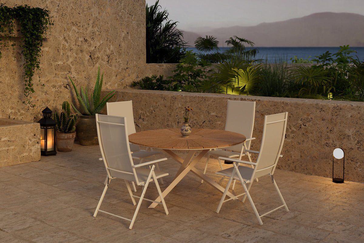 Mexico matgrupp med naturfärgat bord och 4 beige Levanzo-stolar