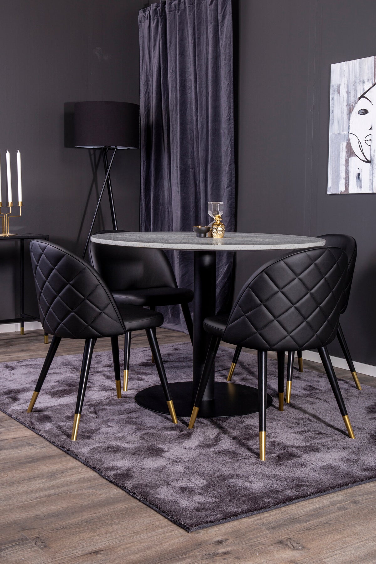 Razzia matbord grå terazzo/svart 106 cm med Velvet matstol mässing